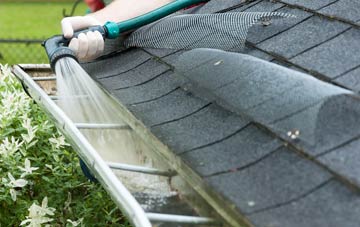 Shefford Woodlands gutter cleaning costs